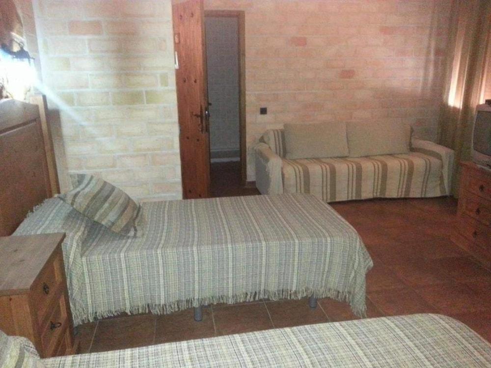 Posada De Los Consules Консуэгра Экстерьер фото